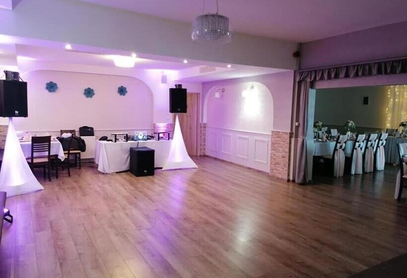 فندق Liza Aqua & Conference