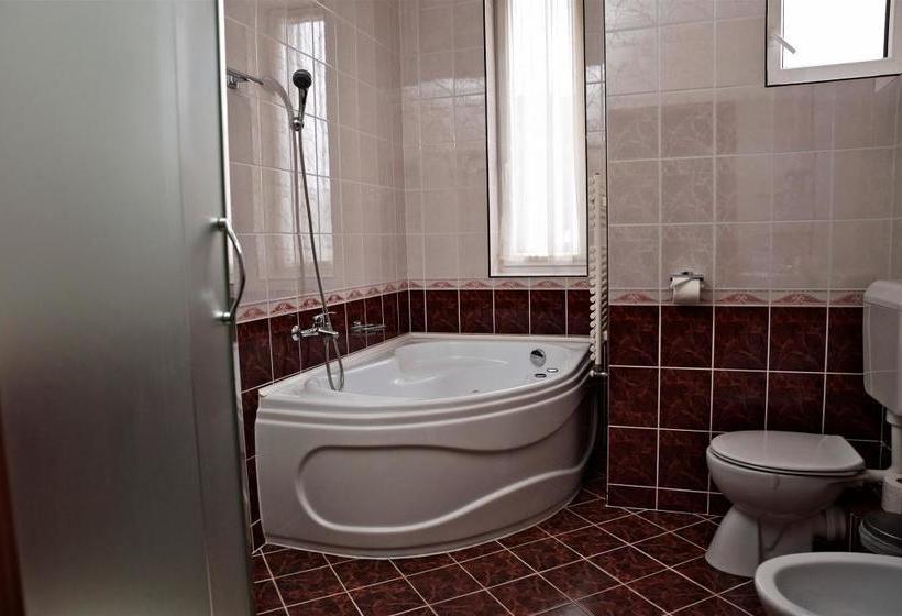 בית מלון כפרי Lukács Superior