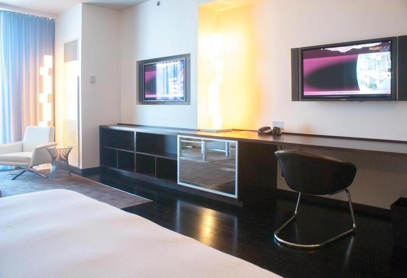هتل Luxury Suites At Palms Place