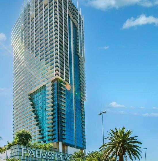 هتل Luxury Suites At Palms Place