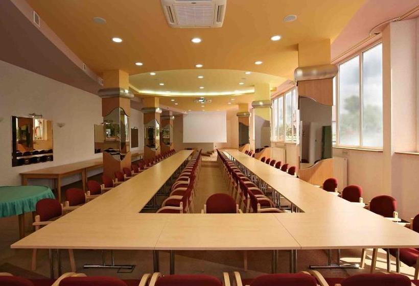 בית מלון כפרי Maggi