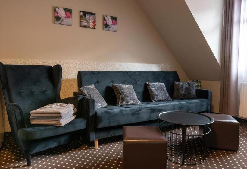 فندق Medical Wellness & Spa Werona