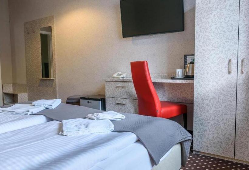 فندق Medical Wellness & Spa Werona