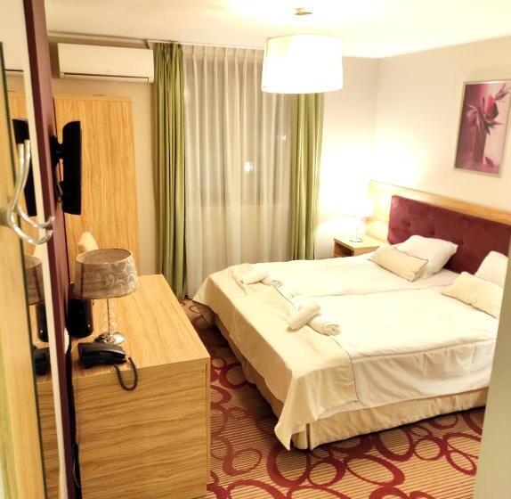 Отель Mela Verde