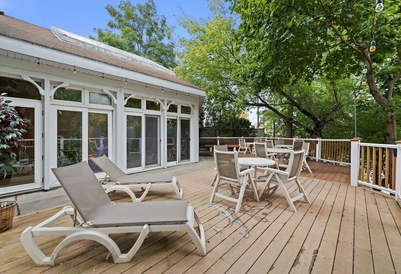 Отель Mill Creek