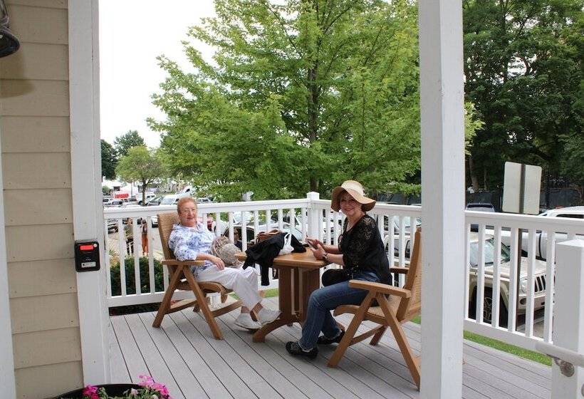 Отель Mill Creek