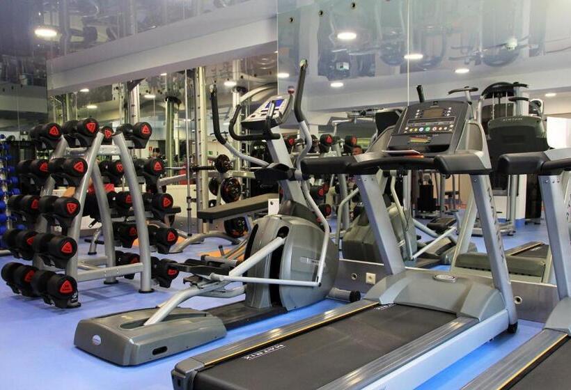 Отель Miodowy Młyn