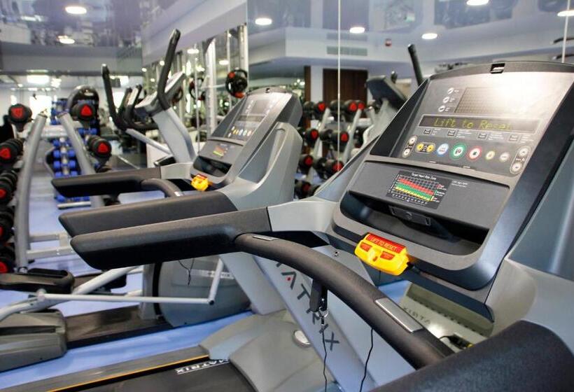 Отель Miodowy Młyn