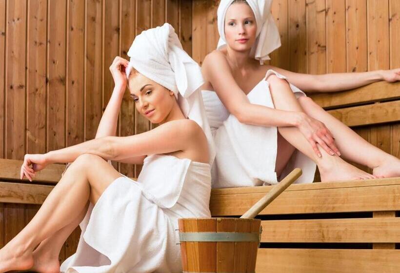 Отель Miodowy Młyn