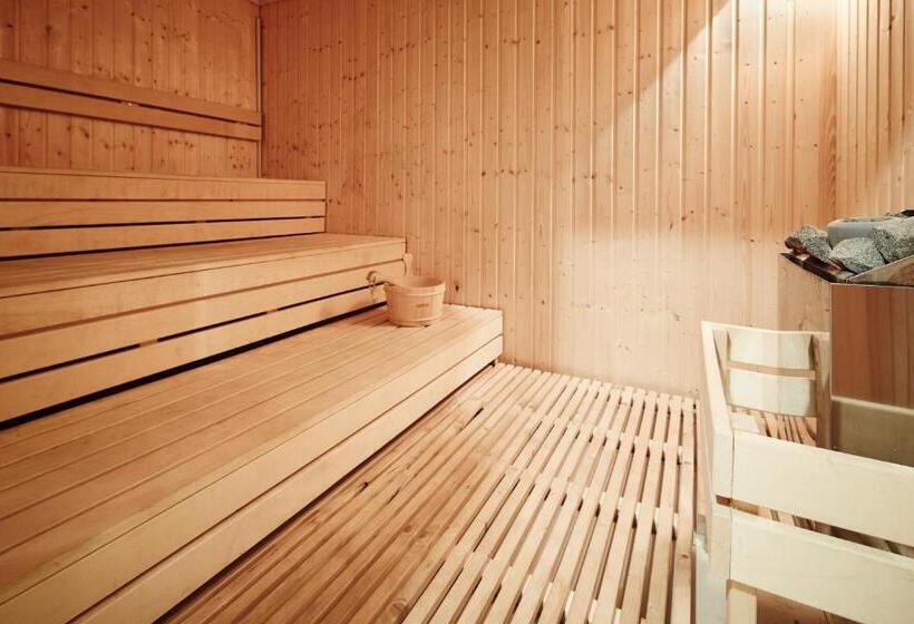 Отель Miodowy Młyn