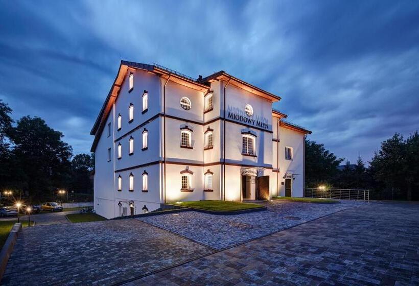 Отель Miodowy Młyn