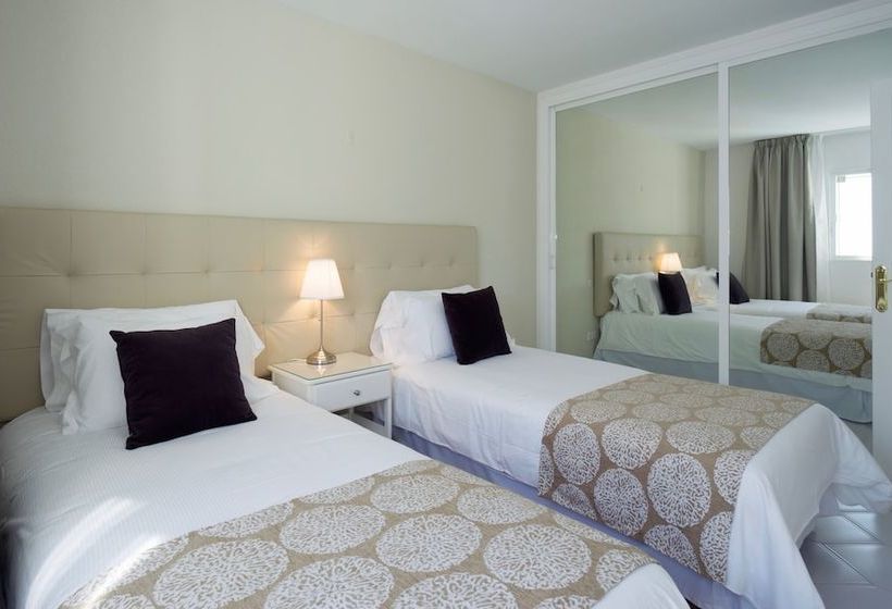 酒店 Miraflores Beach & Country Club