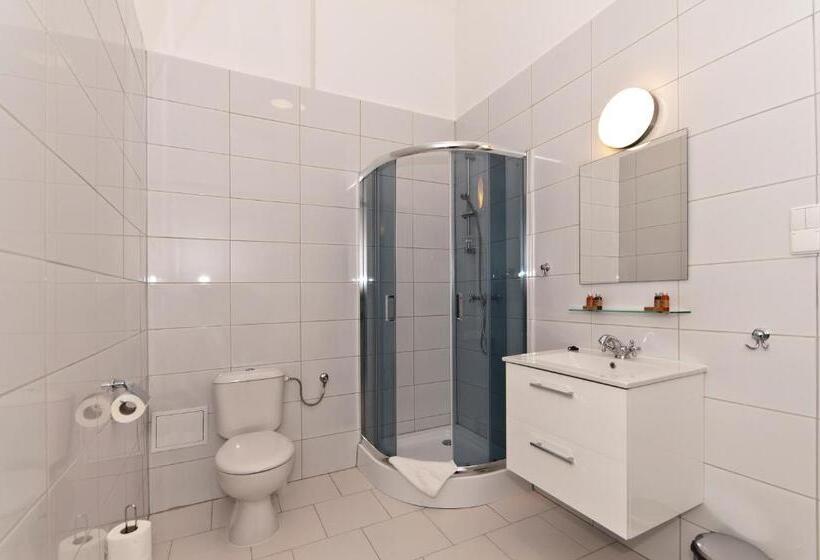 ホテル Moszna Zamek