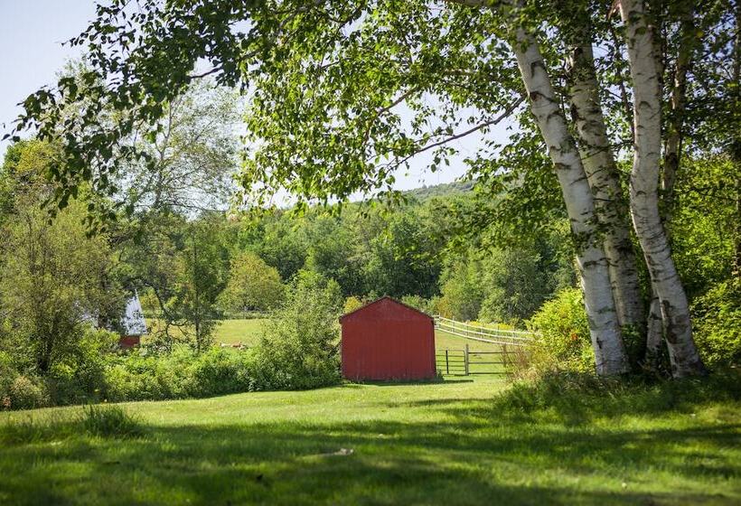 هتل Mountain Meadows Lodge