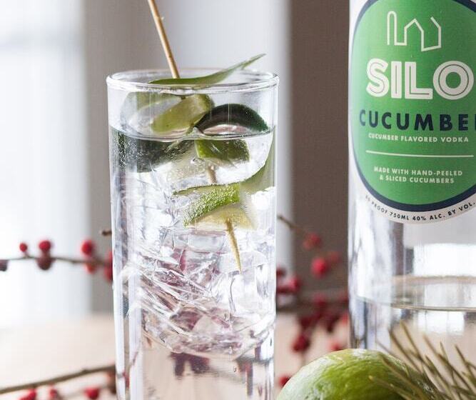 هتل Mountain Meadows Lodge