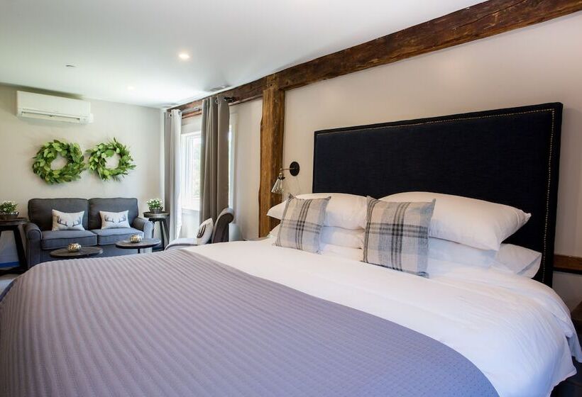 هتل Mountain Meadows Lodge