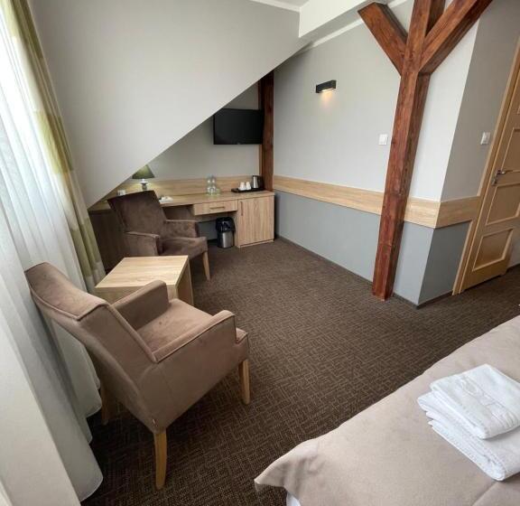 ホテル Mużakowski