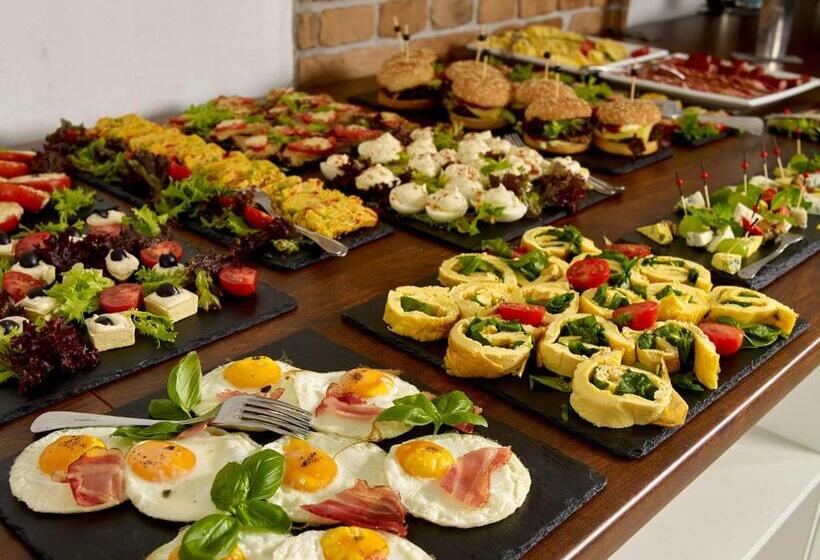 ホテル Mużakowski