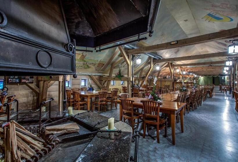 בית מלון כפרי Na Podzamczu