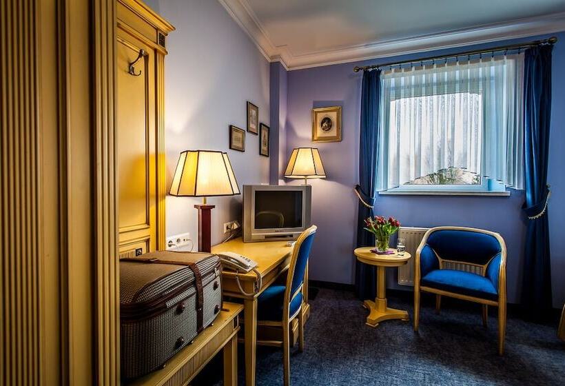 בית מלון כפרי Na Podzamczu