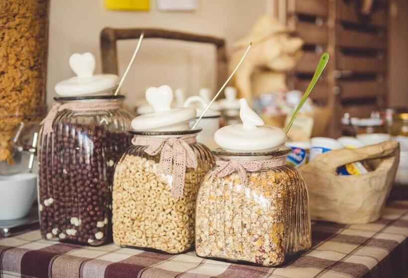 호텔 Na Skarpie   Charzykowy