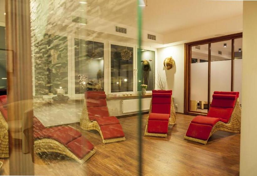 בית מלון כפרי Na Skarpie   Charzykowy