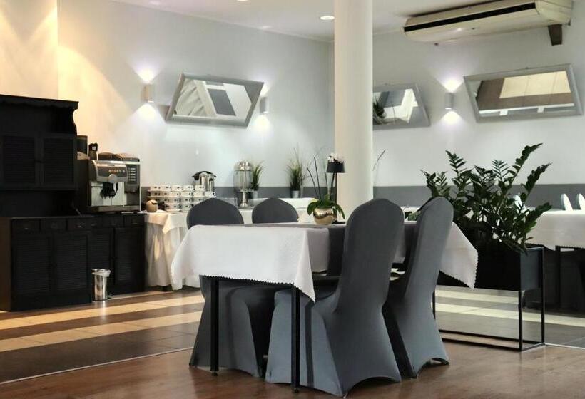 בית מלון כפרי Nad Mrogą