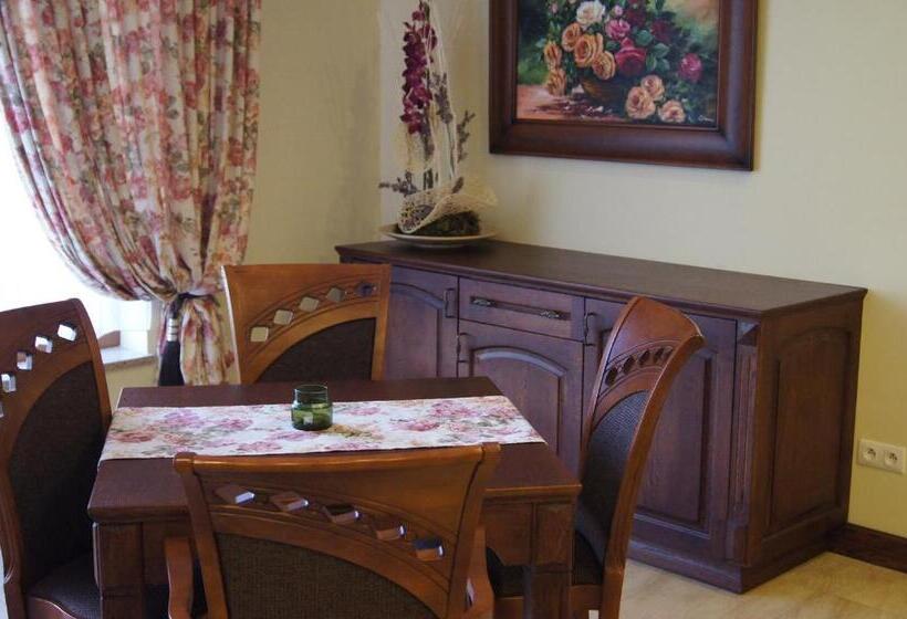 בית מלון כפרי Neo Międzyrzecz