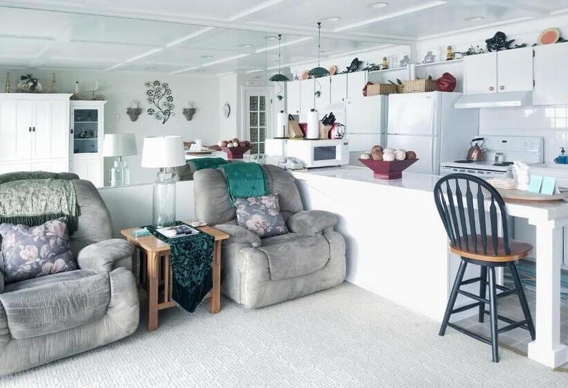 هتل Ocean Terrace Condominiums