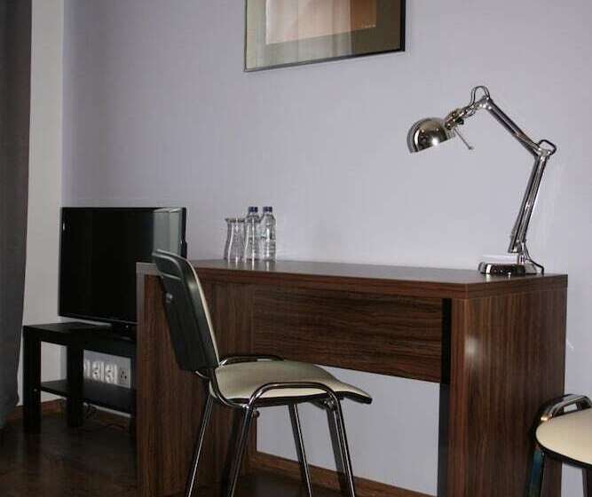 בית מלון כפרי Opera