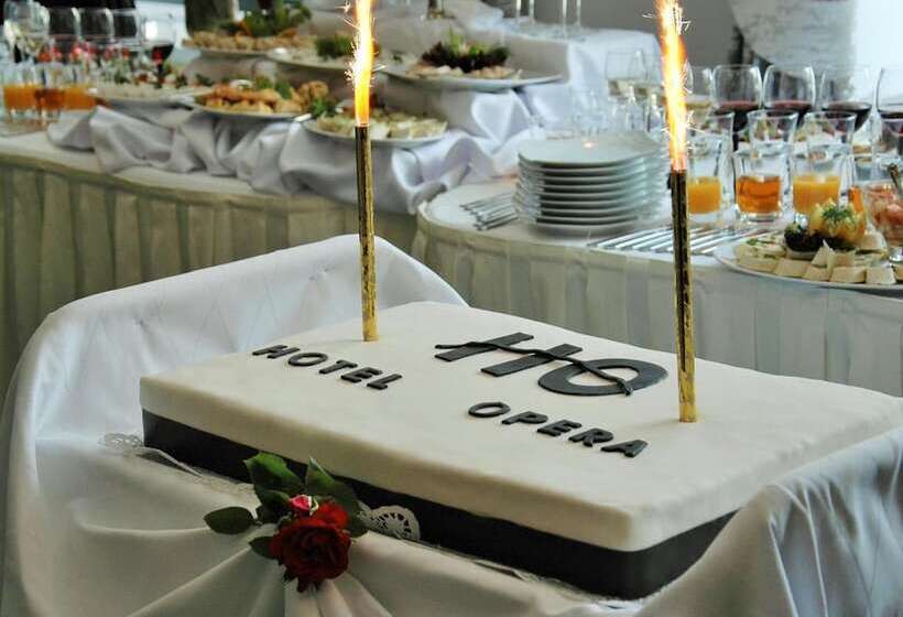 בית מלון כפרי Opera