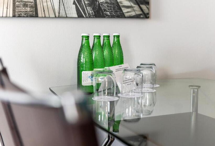 בית מלון כפרי Opera