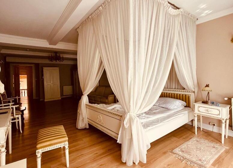 ホテル Pałac Biedrusko