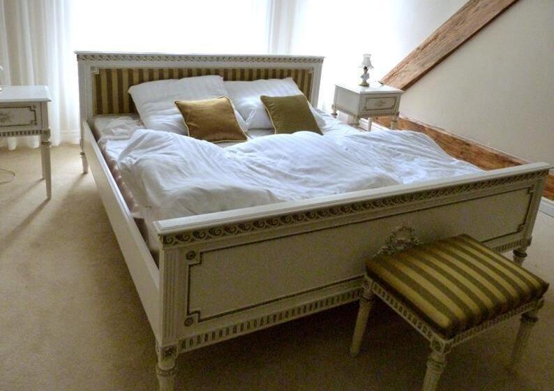 ホテル Pałac Biedrusko