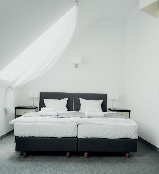 בית מלון כפרי Pałac Krotoszyce Basen&spa