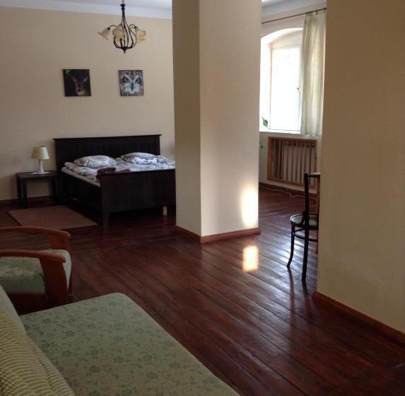 ホテル Pałac Myśliwski Orle Solutions