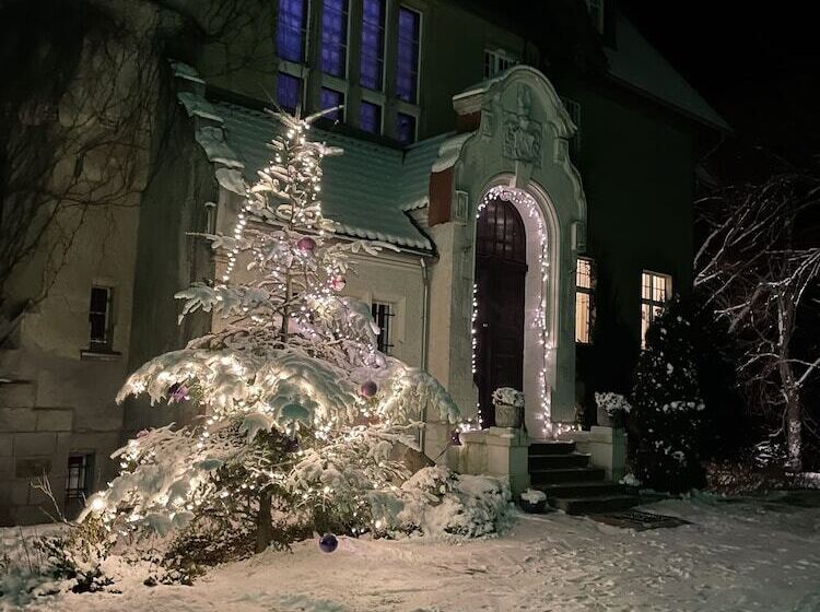 ホテル Pałac Myśliwski Orle Solutions