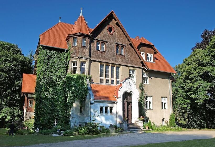 ホテル Pałac Myśliwski Orle Solutions