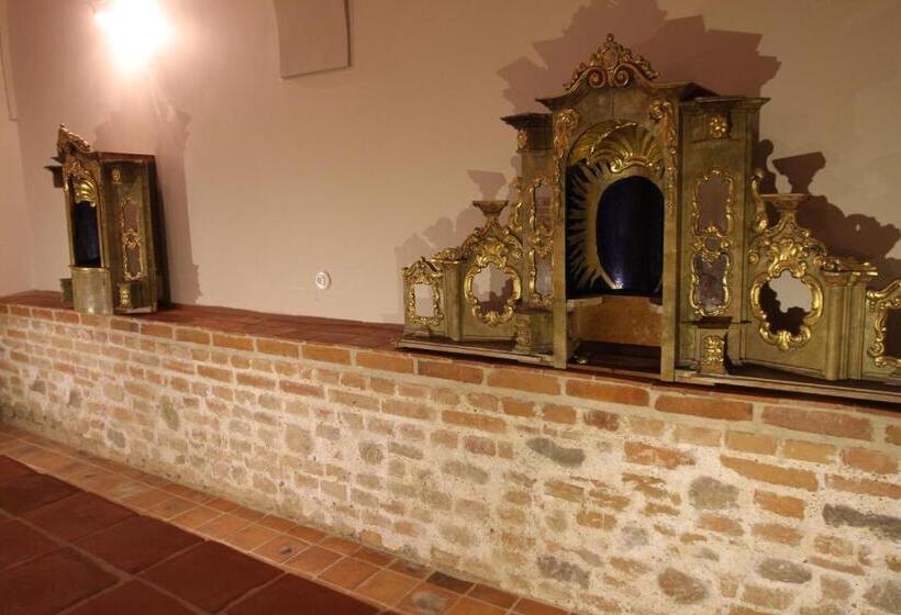 בית מלון כפרי Pałac Nakomiady