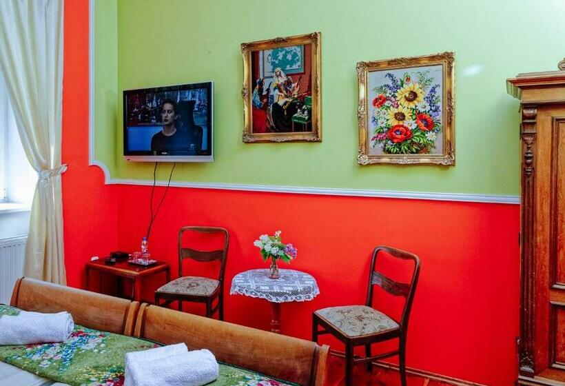 ホテル Pałac Pensjonat Ptaszynka