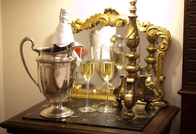 בית מלון כפרי Pałac Tłokinia