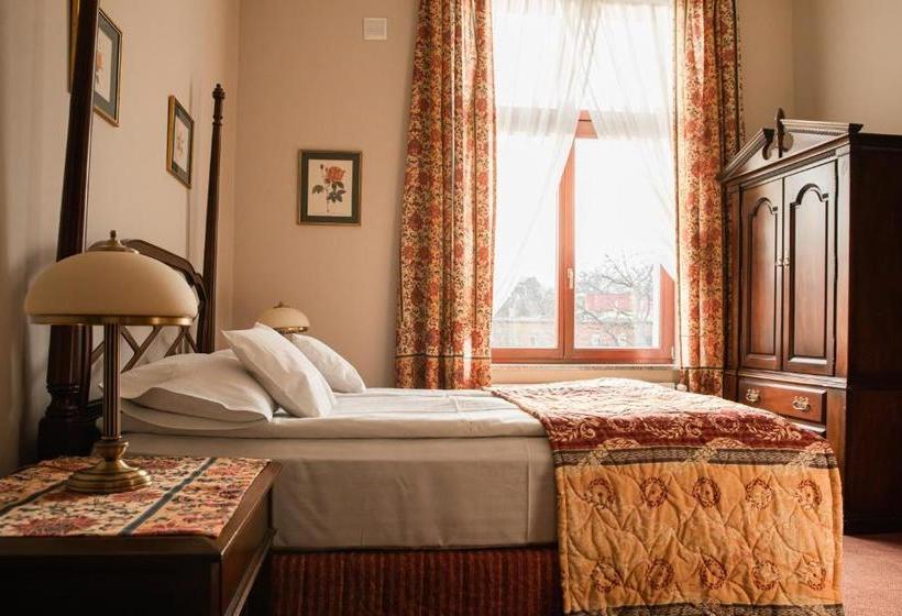 בית מלון כפרי Pałac Bielawa