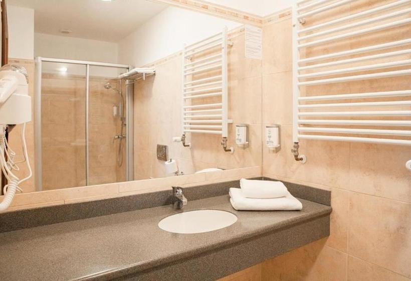 בית מלון כפרי Pałac Bielawa