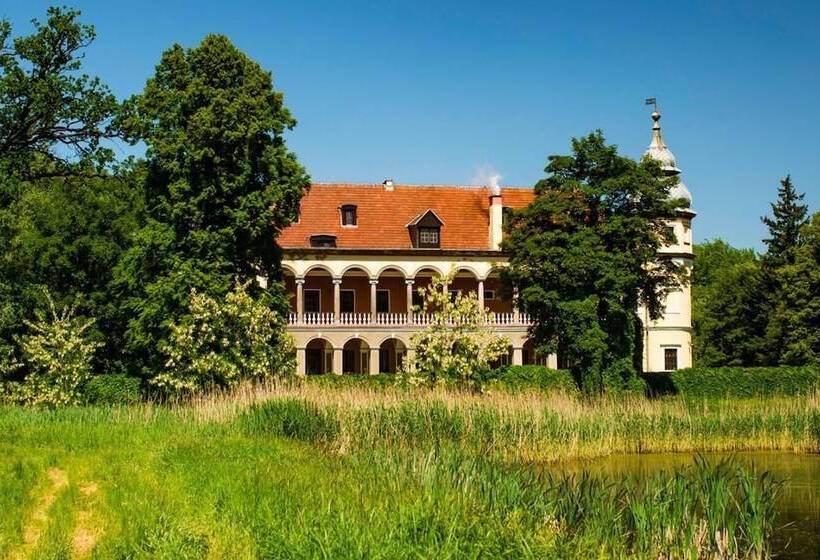 בית מלון כפרי Pałac Krobielowice