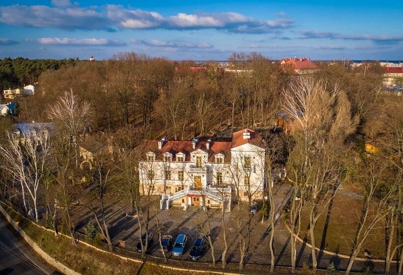 Pałac Tarnowskich Hotel & Restauracja & Spa