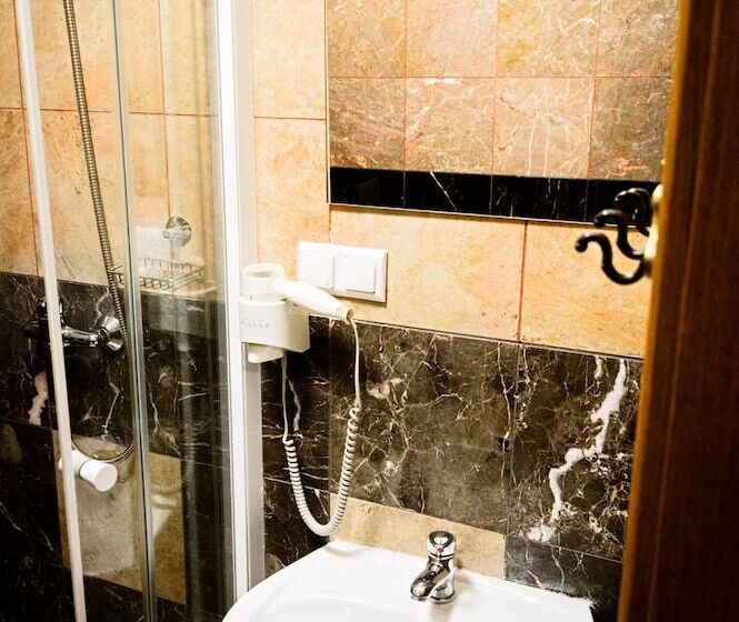 Pałac Tarnowskich Hotel & Restauracja & Spa