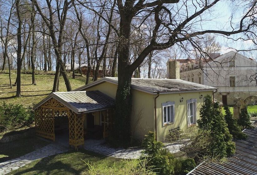 Pałac Tarnowskich Hotel & Restauracja & Spa