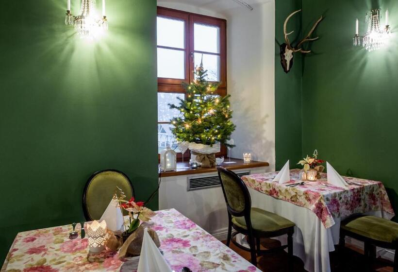 酒店 Pałac W Rymaniu