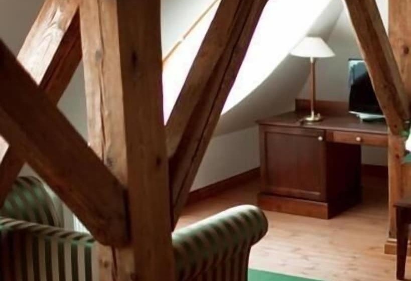 酒店 Pałac W Rymaniu