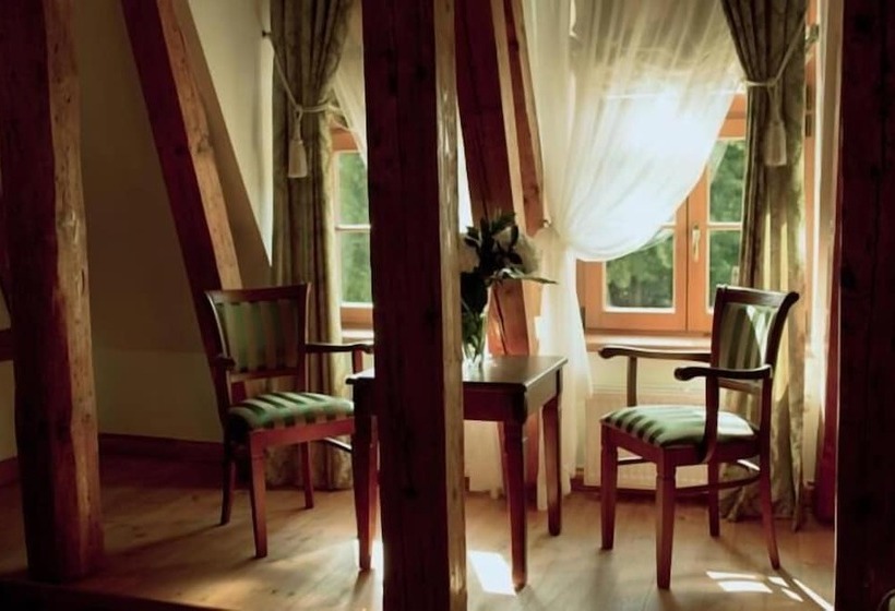 酒店 Pałac W Rymaniu